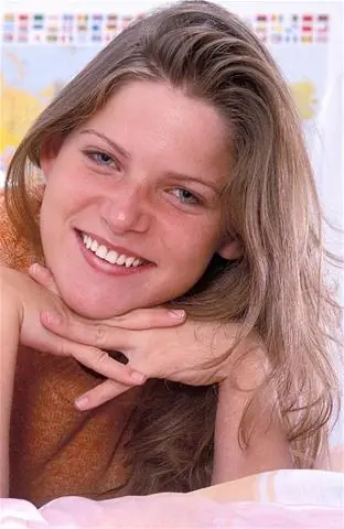 YannaSawyer image 1